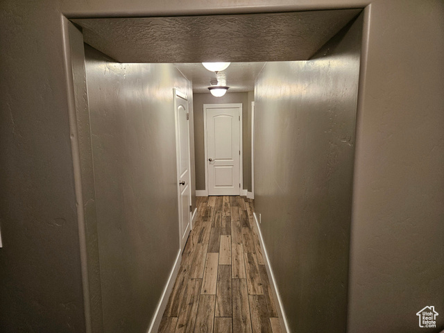 Photo 18 for MLS #2104112 at 681 Country Ln