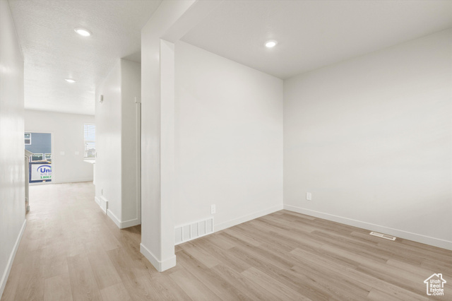 Photo 8 for MLS #2104134 at 394 W 630 North St #8