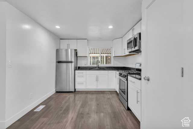 Photo 3 for MLS #2104152 at 4696 S Aspen Ln #303