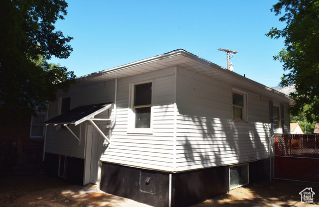 Photo 10 for MLS #2104180 at 909 S Grant