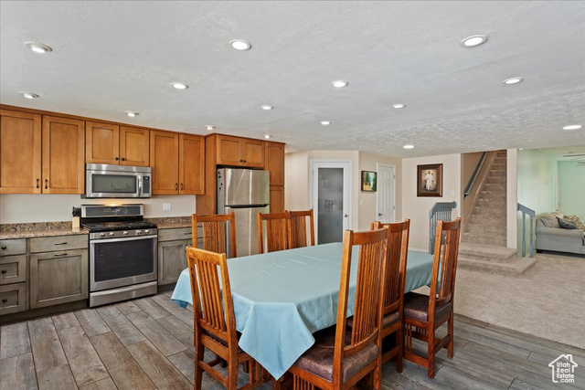 Photo 6 for MLS #2104248 at 794 N Valeria Dr