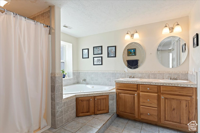 Photo 22 for MLS #2104248 at 794 N Valeria Dr