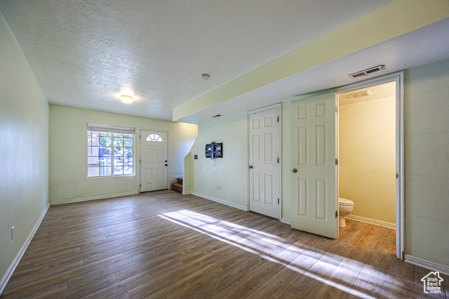 Photo 13 for MLS #2104263 at 475 N Redwood Rd #49
