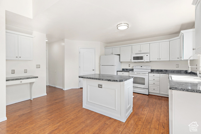 Photo 11 for MLS #2104264 at 7721 S Sunset Cir