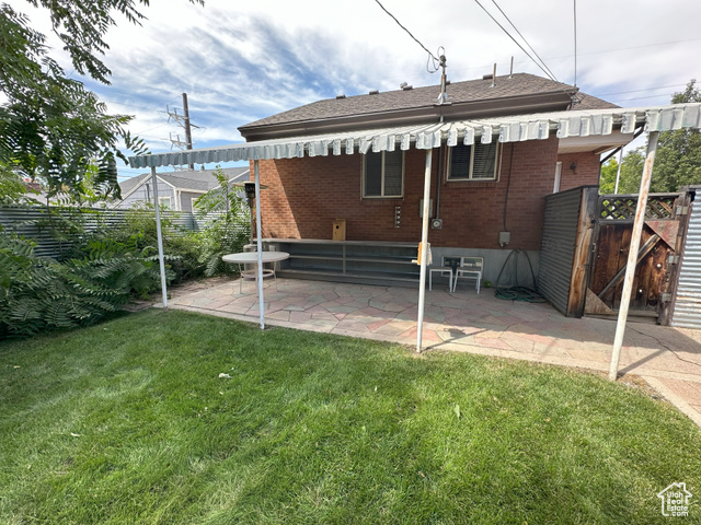 Photo 46 for MLS #2104280 at 1920 E Sunnyside Ave