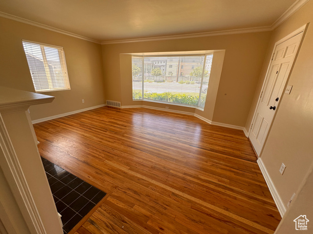 Photo 6 for MLS #2104280 at 1920 E Sunnyside Ave