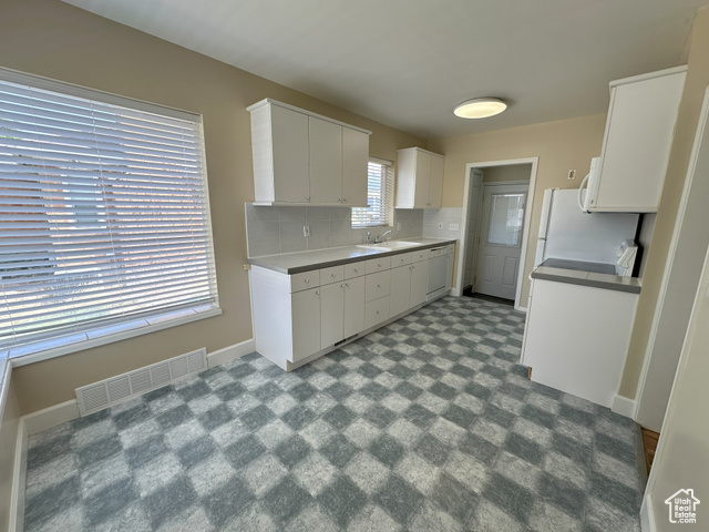 Photo 4 for MLS #2104280 at 1920 E Sunnyside Ave