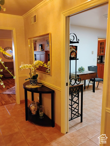 Photo 5 for MLS #2104296 at 2760 S Highland Dr #7
