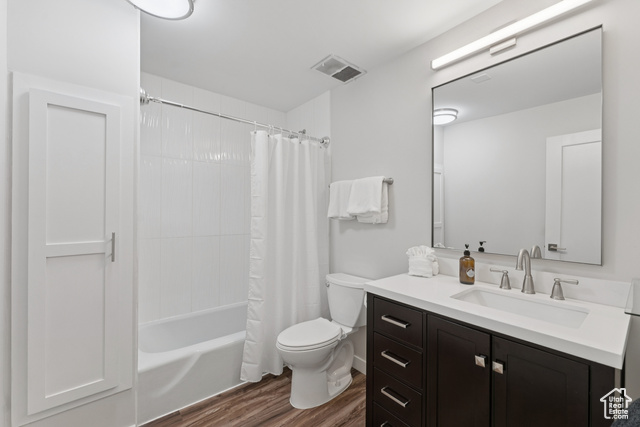 Photo 29 for MLS #2104315 at 1467 Crescent Rd #130