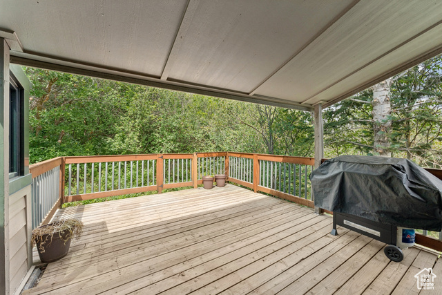 Photo 12 for MLS #2104315 at 1467 Crescent Rd #130