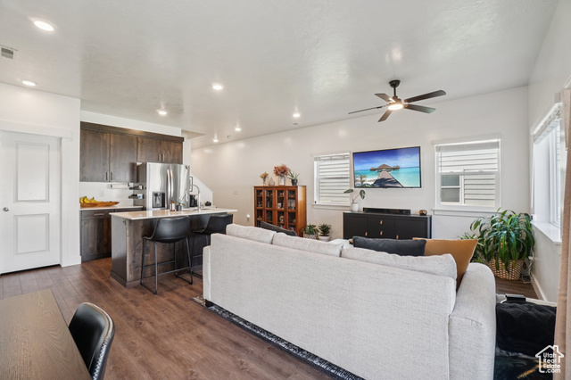 Photo 5 for MLS #2104316 at 382 E 1850 North #7
