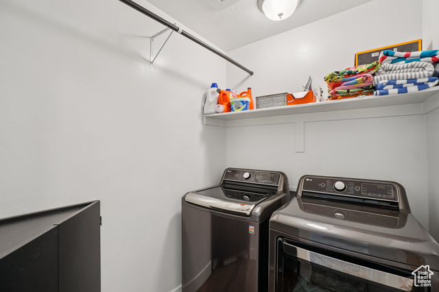 Photo 19 for MLS #2104316 at 382 E 1850 North #7