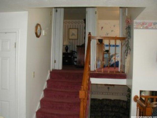 748 Sandstone Cir, Sandy, UT 84094 — photo 3
