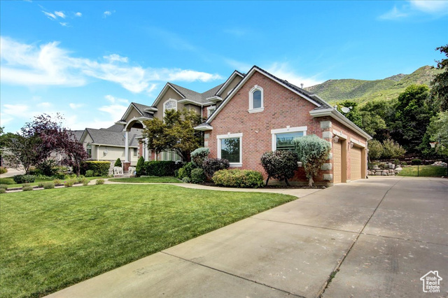 Photo 4 for MLS #2104347 at 5056 Skyline Pkwy