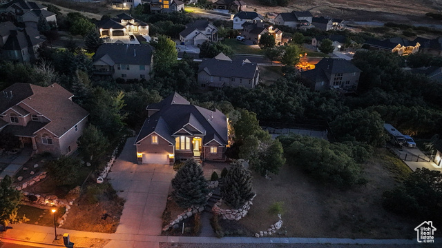 Photo 38 for MLS #2104373 at 704 S Deer Hollow Rd