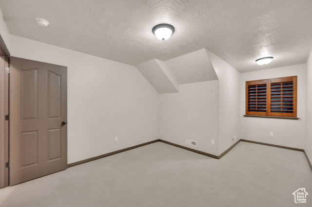 Photo 37 for MLS #2104373 at 704 S Deer Hollow Rd