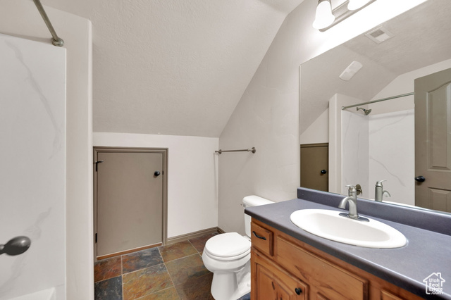 Photo 36 for MLS #2104373 at 704 S Deer Hollow Rd
