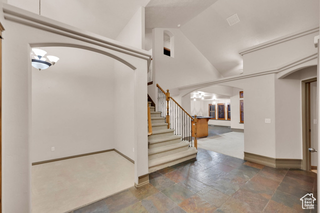 Photo 20 for MLS #2104373 at 704 S Deer Hollow Rd