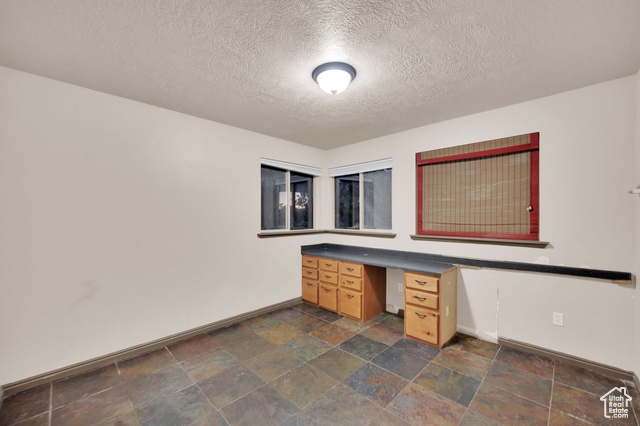 Photo 28 for MLS #2104373 at 704 S Deer Hollow Rd