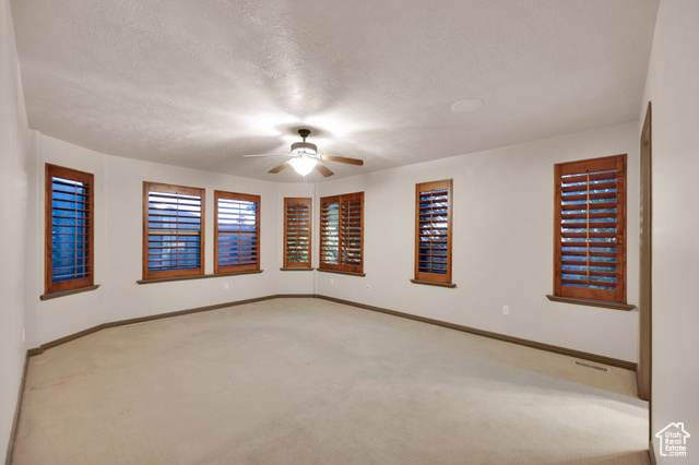 Photo 30 for MLS #2104373 at 704 S Deer Hollow Rd