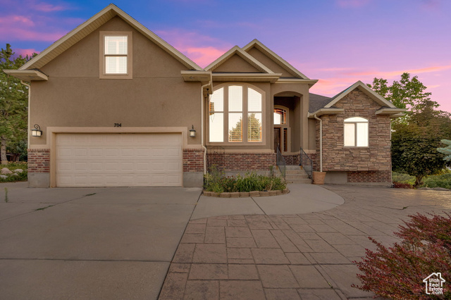 704 S DEER HOLLOW RD, Tooele UT 84074