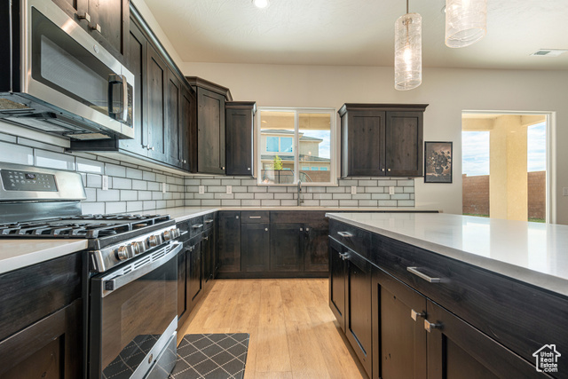 Photo 9 for MLS #2104381 at 3017 E Willis Creek Dr