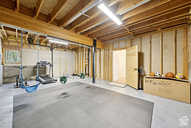 Photo 47 for MLS #2104384 at 7089 Pinecrest