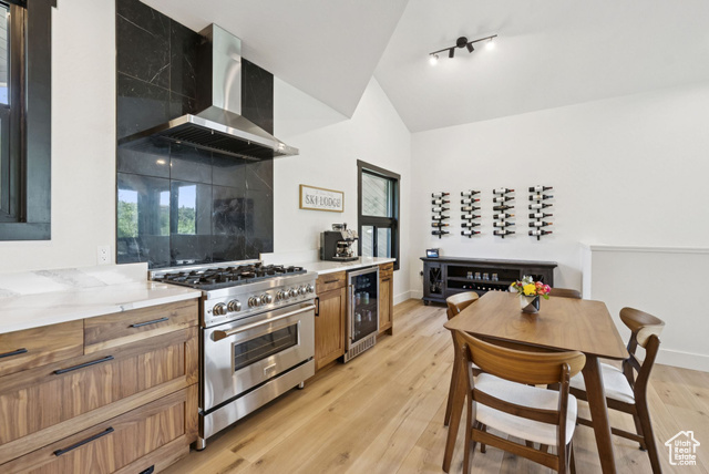 Photo 10 for MLS #2104384 at 7089 Pinecrest