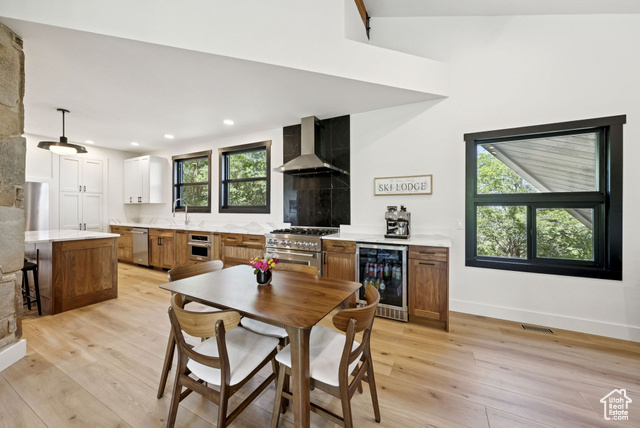 Photo 8 for MLS #2104384 at 7089 Pinecrest