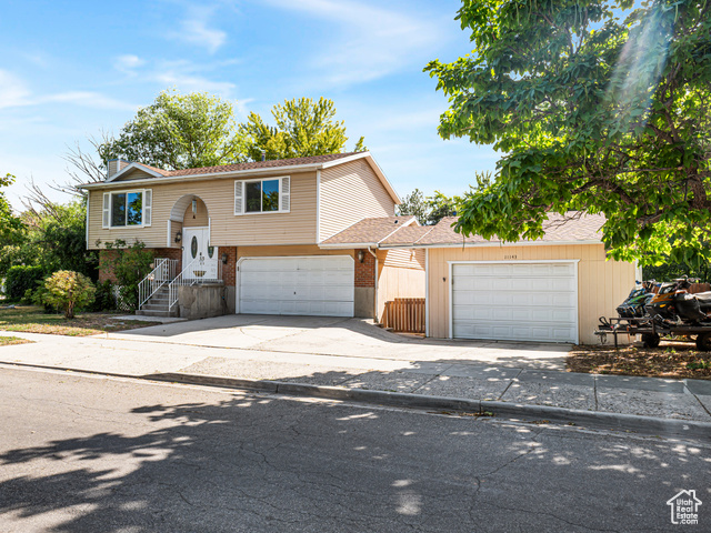 11143 S SANDY DUNES DR, Sandy UT 84094