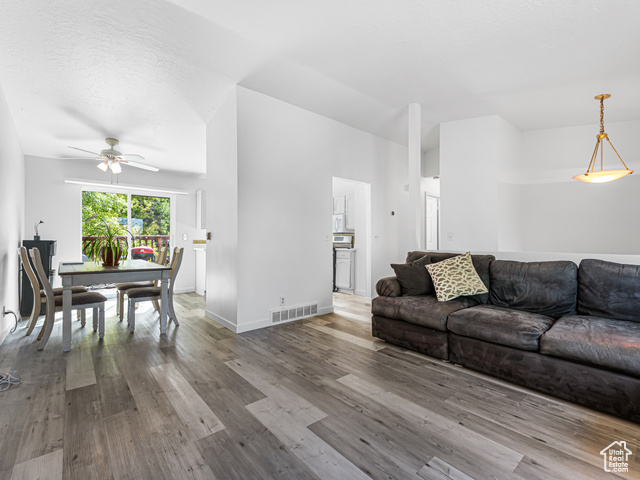 Photo 11 for MLS #2104390 at 11143 S Sandy Dunes Dr