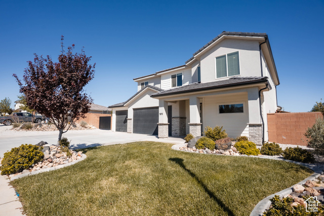 Photo 3 for MLS #2104411 at 1911 E Yant Flat Dr