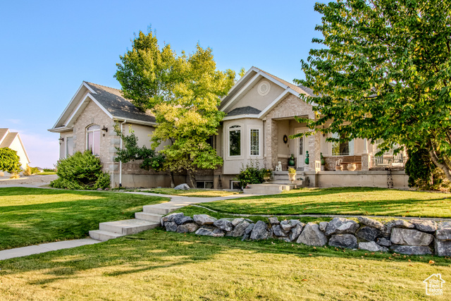 Photo 3 for MLS #2104418 at 244 E Range Rd