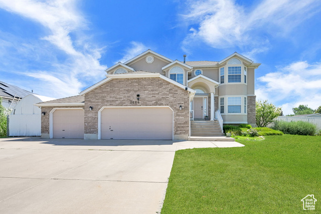 5664 S 3700 W, Roy UT 84067