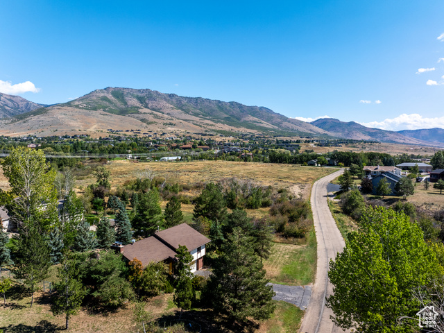 Photo 35 for MLS #2104449 at 4504 E 3450 North