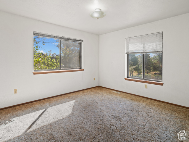 Photo 17 for MLS #2104449 at 4504 E 3450 North