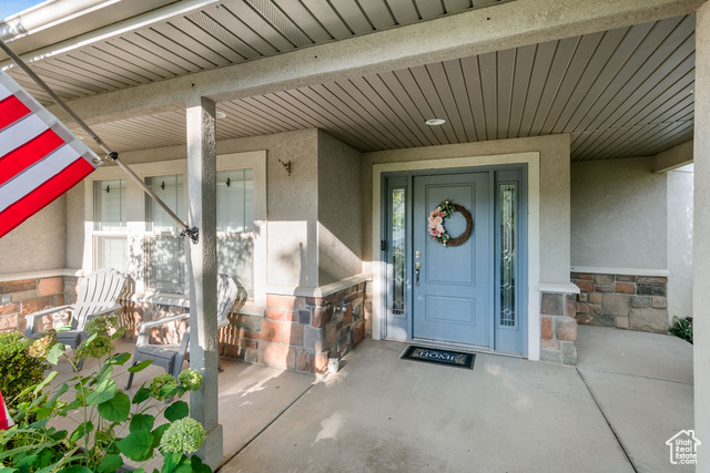 Photo 4 for MLS #2104452 at 1844 Country Bend Cir