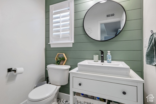 Photo 20 for MLS #2104452 at 1844 Country Bend Cir