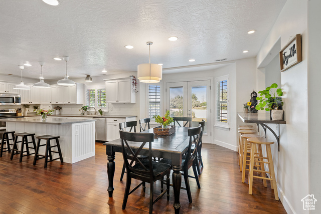 Photo 8 for MLS #2104452 at 1844 Country Bend Cir