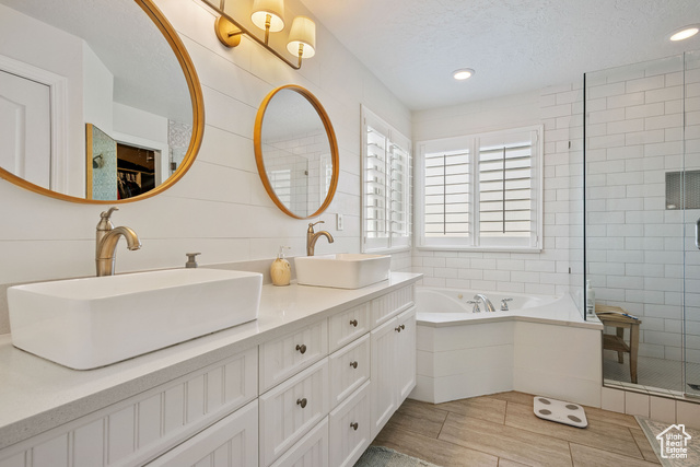 Photo 14 for MLS #2104452 at 1844 Country Bend Cir