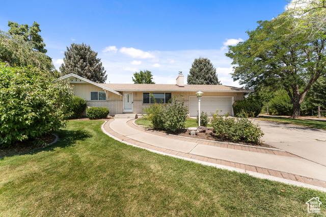 Photo 2 for MLS #2104471 at 6190 W 10050 North