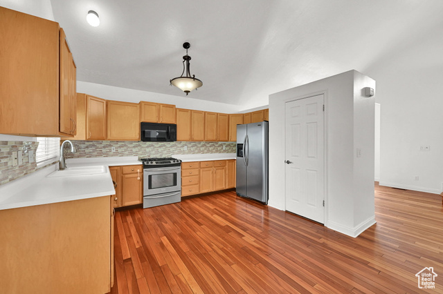 Photo 14 for MLS #2104491 at 4591 S 1000 East