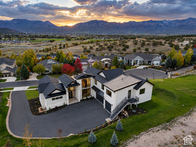 3101 E Hunters Ridge Way
                     MLS #2104505