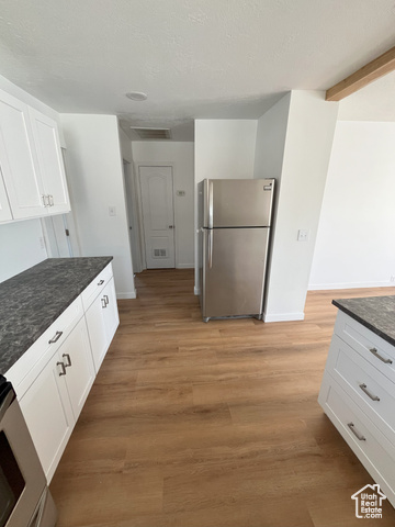 Photo 4 for MLS #2104508 at 4401 S 700 East