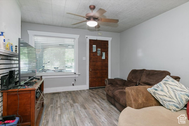 Photo 4 for MLS #2104519 at 342 N 100 West