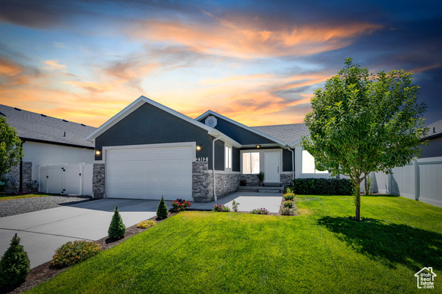 2312 E QUAKING ASPEN LN, Eagle Mountain UT 84005