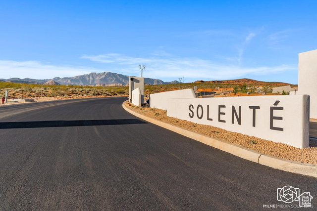 322 E COLIMA RD, Washington UT 84780