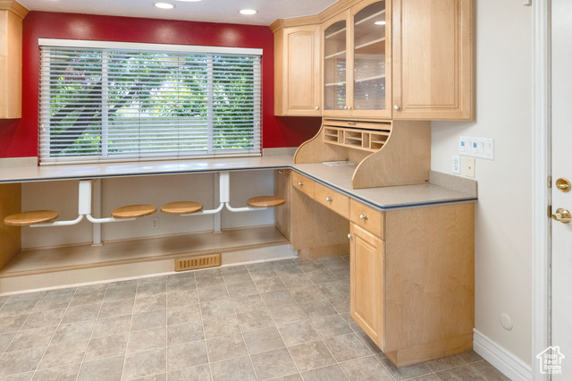 Photo 11 for MLS #2104547 at 424 E Shamrock Dr