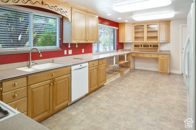 Photo 9 for MLS #2104547 at 424 E Shamrock Dr