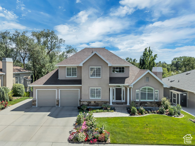Photo 2 for MLS #2104549 at 622 E Lincoln Pl